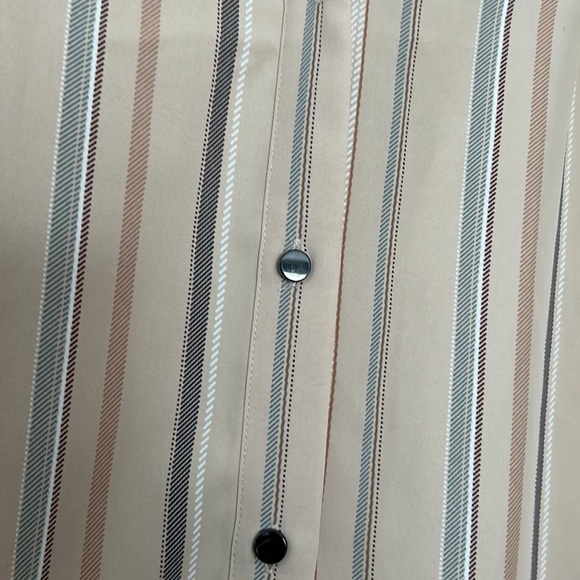 A MTL 1980 striped button down long sleeve. Vertical stripes tan colour size X. - Picture 5 of 9